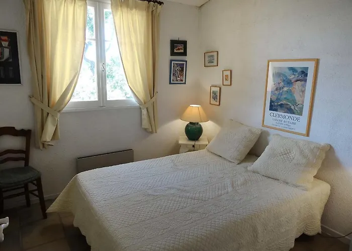 Сasa de vacaciones Les Mas De Cogolin-2 By Interhome